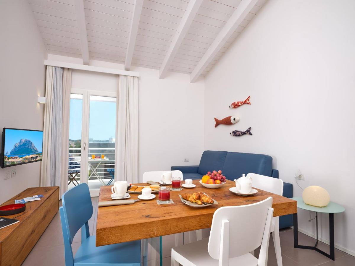 Felix Hotels - Hotel Residence Porto San Paolo Порто-Сан-Паоло Экстерьер фото