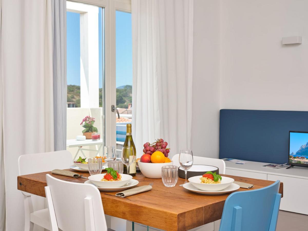 Felix Hotels - Hotel Residence Porto San Paolo Порто-Сан-Паоло Экстерьер фото