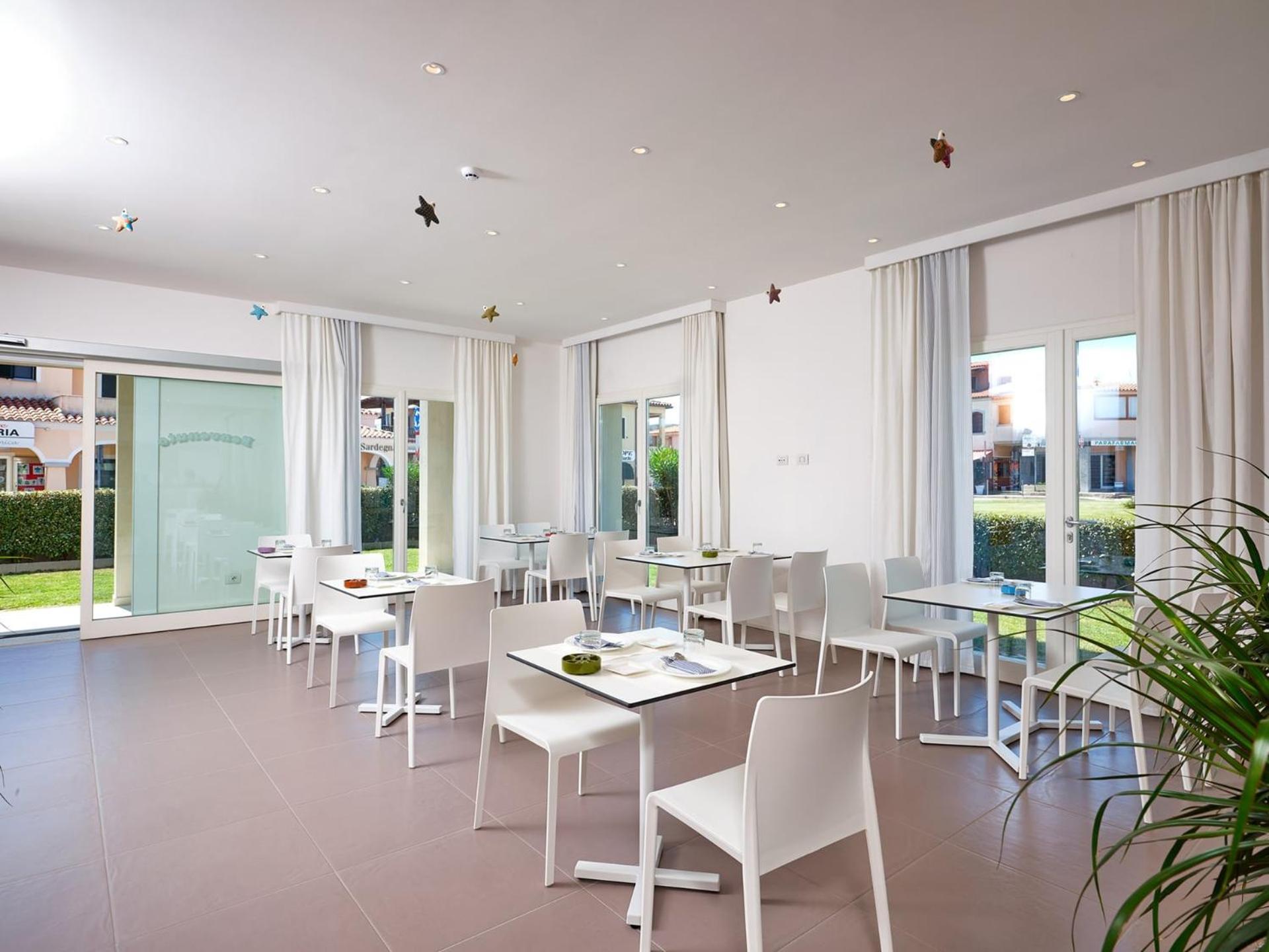 Felix Hotels - Hotel Residence Porto San Paolo Порто-Сан-Паоло Экстерьер фото